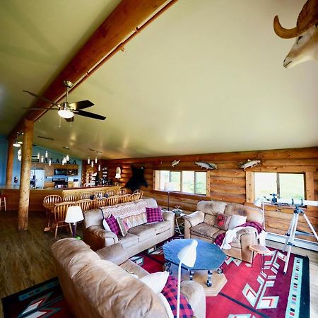 هومير Flat Fish Lodge B&B And Event Center المظهر الخارجي الصورة