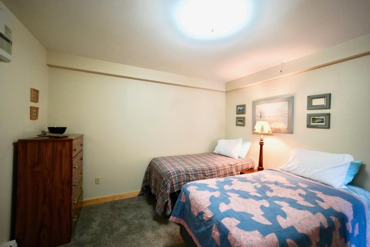 هومير Flat Fish Lodge B&B And Event Center المظهر الخارجي الصورة