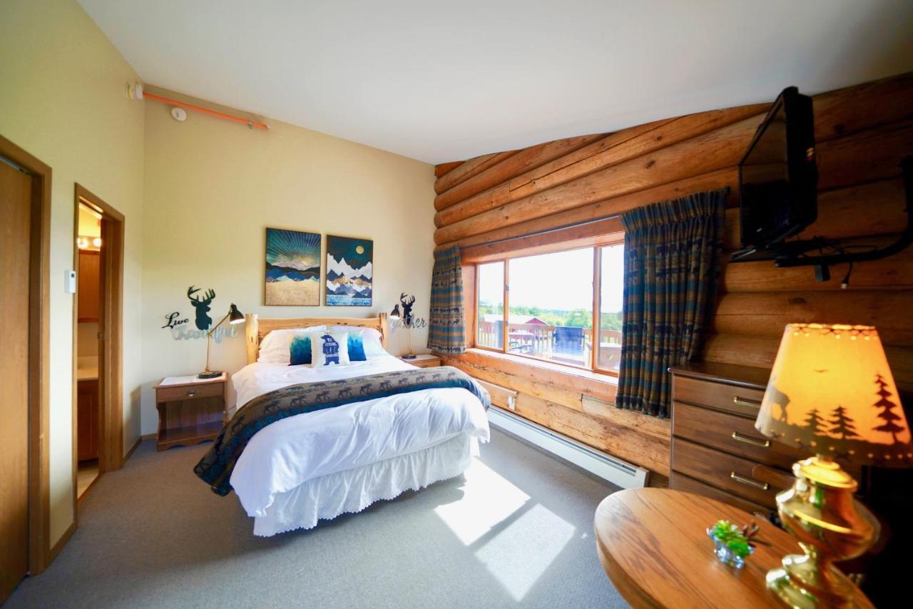 هومير Flat Fish Lodge B&B And Event Center المظهر الخارجي الصورة